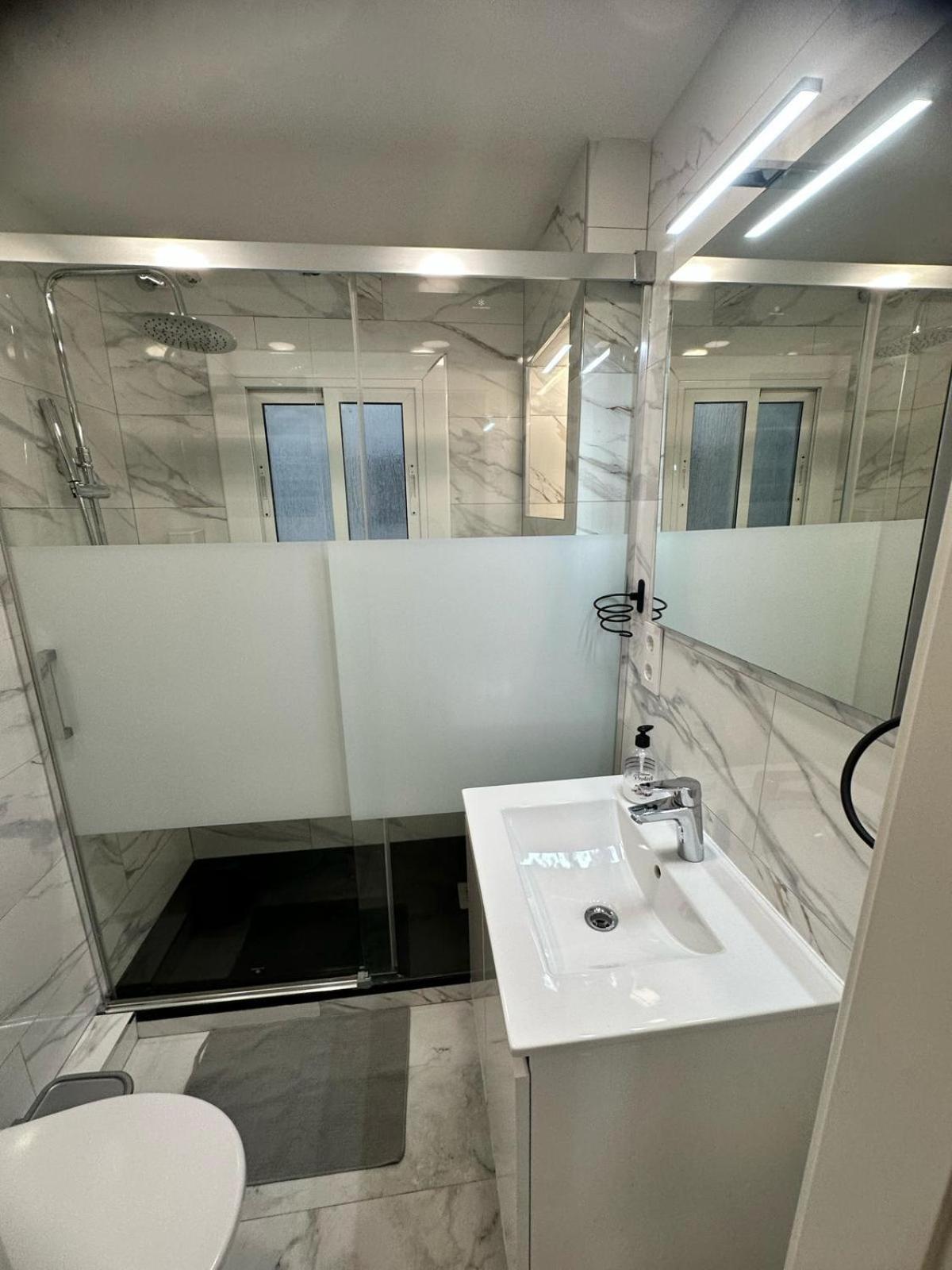 Llavaneres I Apartment *